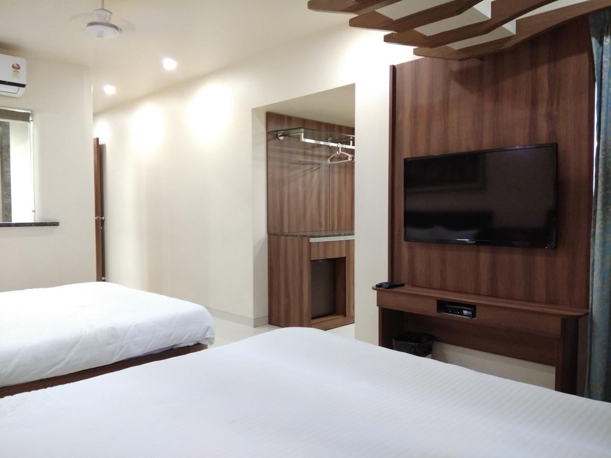 Shreeji Vatika Otel Surat Dış mekan fotoğraf