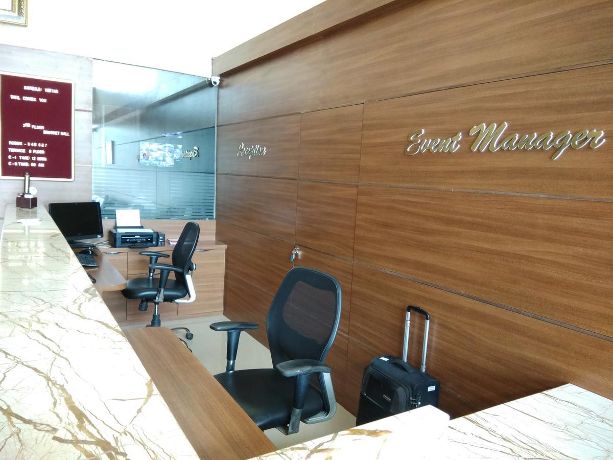 Shreeji Vatika Otel Surat Dış mekan fotoğraf